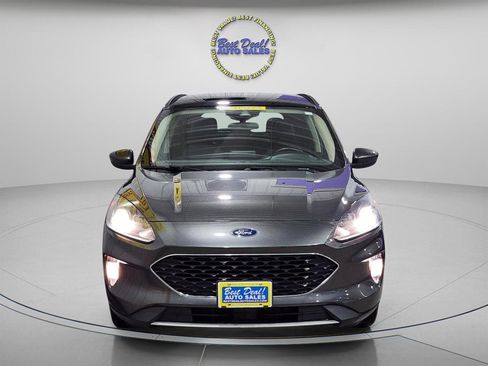 Used 2020 Ford Escape SEL image 9