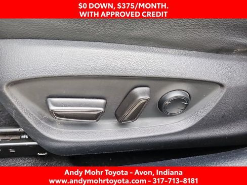 Used 2020 Toyota Camry SE FWD image 13