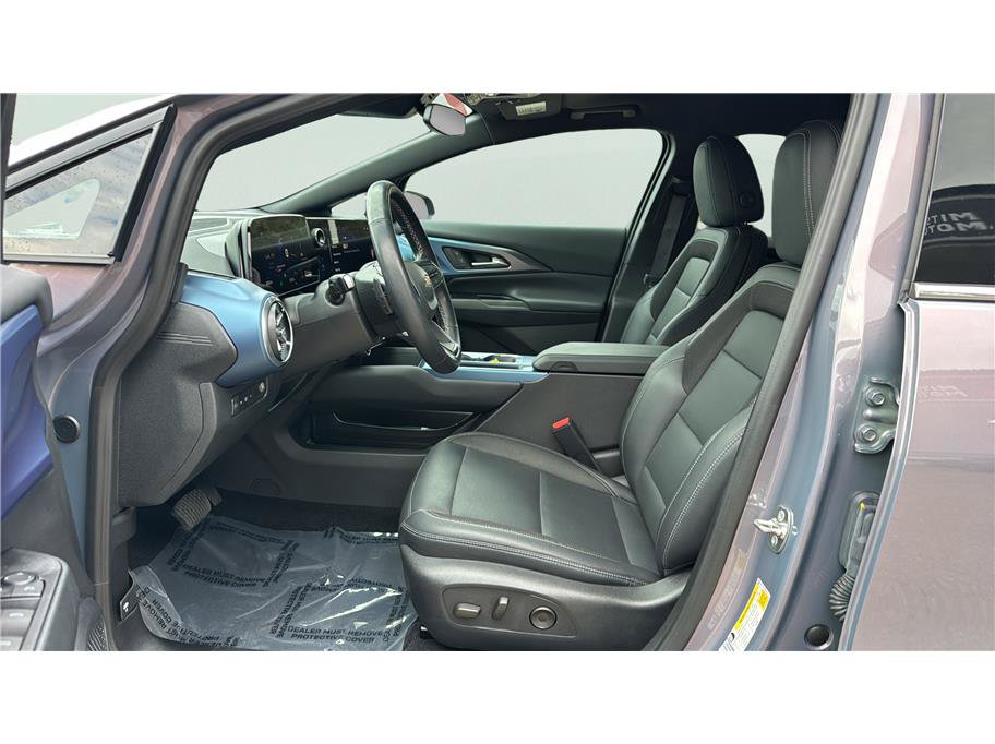 Used 2024 Chevrolet Equinox EV LT FWD image 10