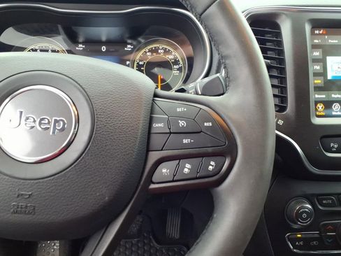 Used 2021 Jeep Cherokee Trailhawk w/ Technology Group AWD/4WD image 20