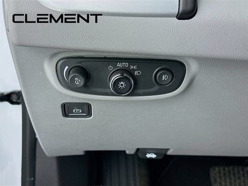 Used 2023 GMC Terrain SLT FWD image 14