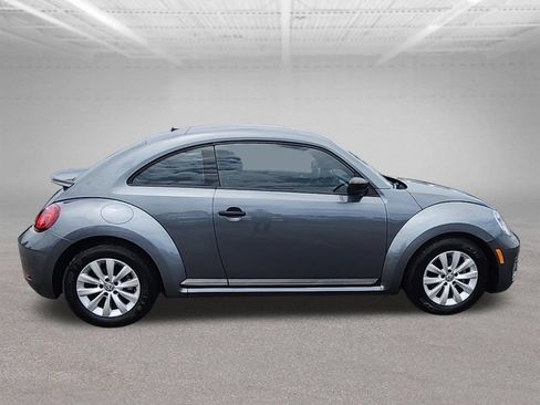 Used 2017 Volkswagen Beetle 1.8T S FWD image 21