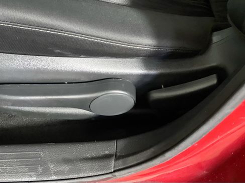 Used 2019 Nissan Sentra SV FWD image 15