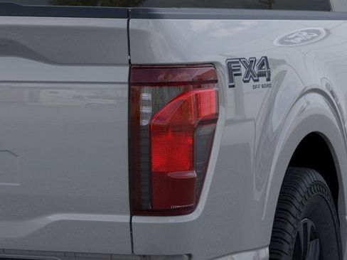 New 2026 Ford F150 XLT w/ Equipment Group 302A MID AWD/4WD image 21
