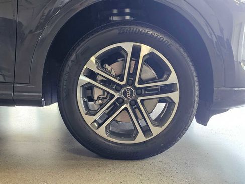 New 2025 Audi Q5 Premium image 9