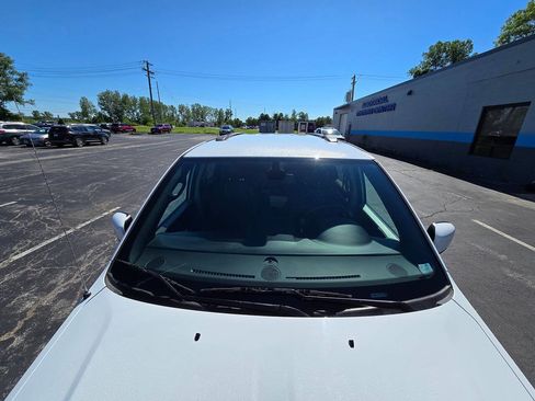 Used 2019 Dodge Grand Caravan SXT FWD image 12