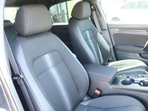 Used 2024 Honda Civic Sport image 26
