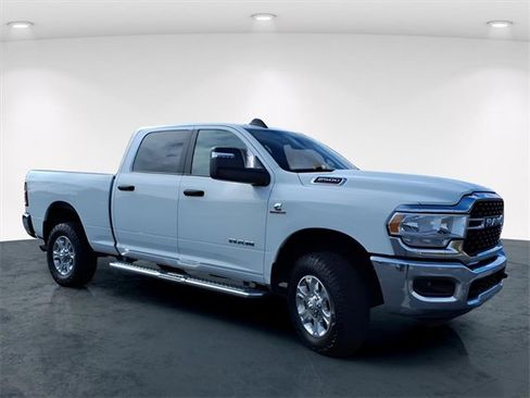 Used 2024 RAM 2500 Big Horn image 21
