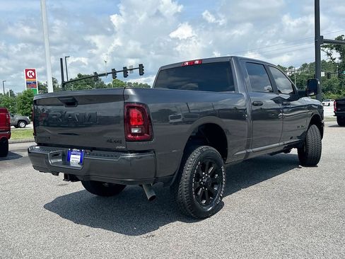 Used 2025 RAM 2500 Big Horn AWD/4WD image 7