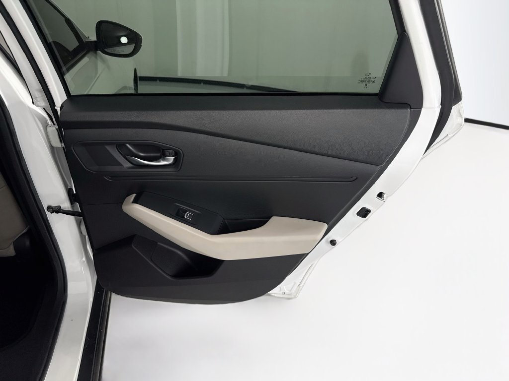 Certified 2024 Honda Accord LX image 27