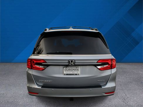 Certified 2024 Honda Odyssey Touring image 8