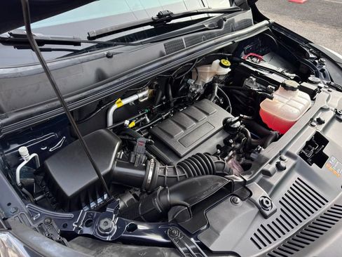 Used 2021 Buick Encore Preferred image 37