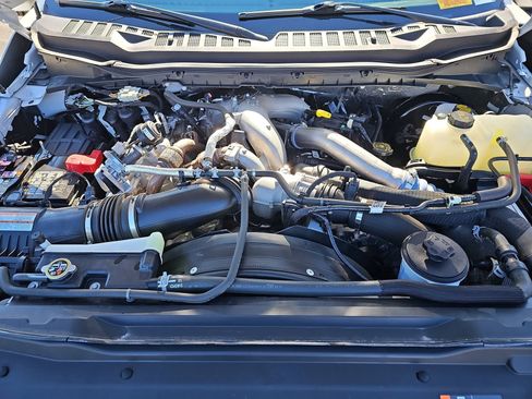 Used 2024 Ford F250 XLT image 29