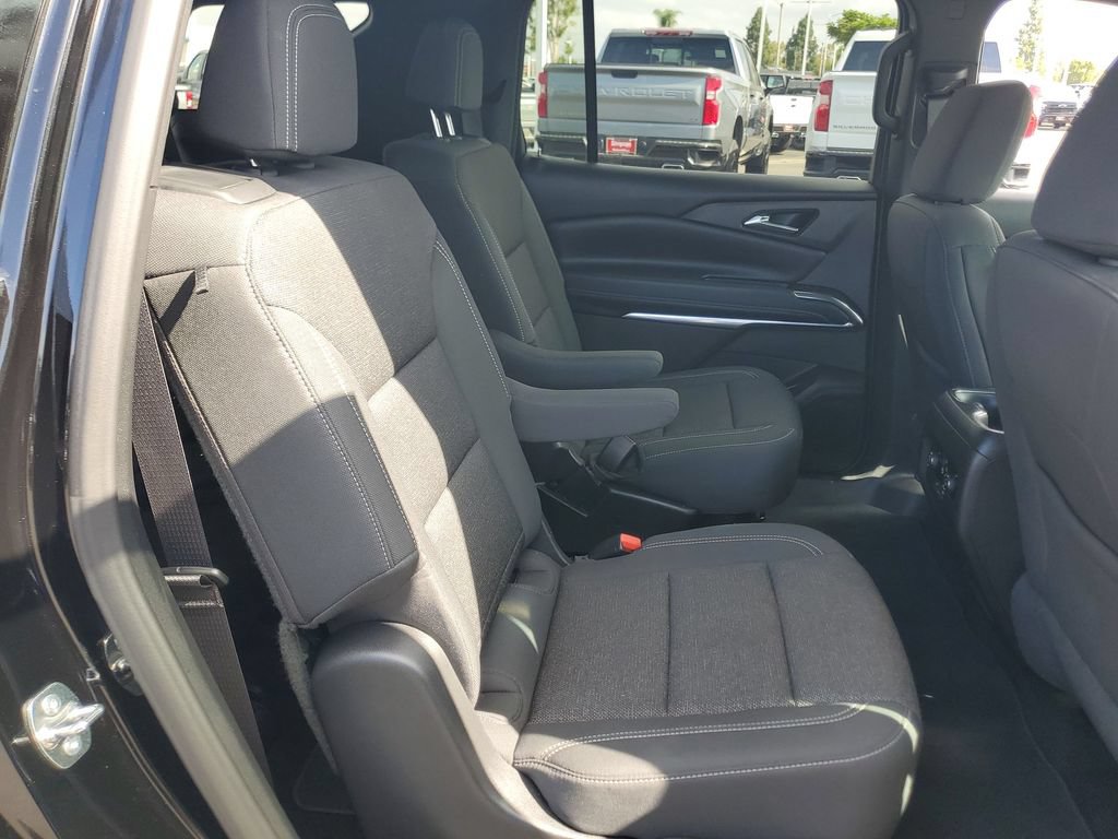Used 2026 Chevrolet Traverse LT FWD image 26