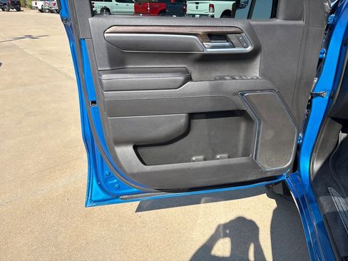 Used 2022 Chevrolet Silverado 1500 LT w/ Protection Package image 25