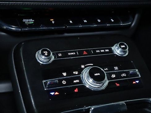 Certified 2023 Lincoln Nautilus AWD image 26