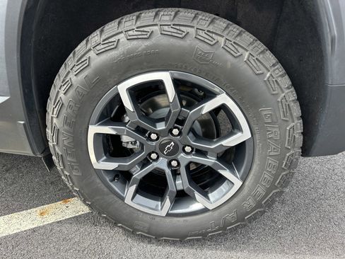 Used 2026 Chevrolet Equinox ACTIV image 21