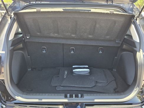 Certified 2023 Hyundai Venue SEL FWD image 14