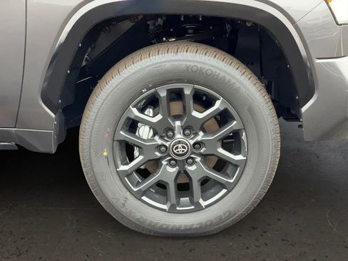 New 2026 Toyota Tundra Platinum image 9