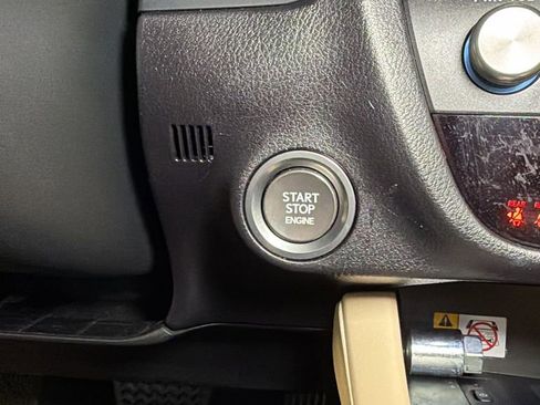 Certified 2022 Lexus RX 350 AWD w/ Premium Package image 32