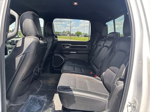 Used 2022 RAM 1500 Laramie AWD/4WD image 9