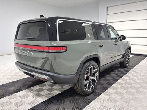 Used 2022 Rivian R1S Launch Edition image 5