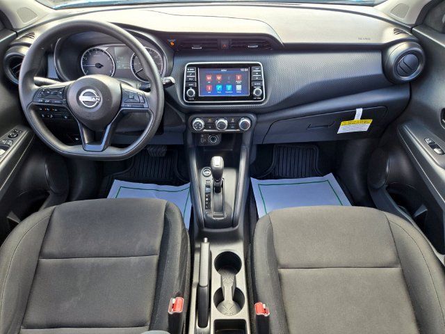 Used 2025 Nissan Kicks Play S FWD image 14