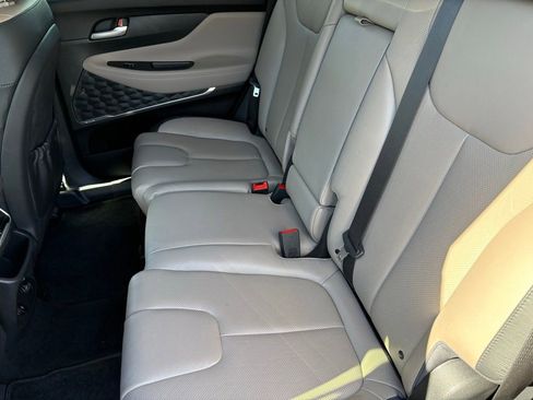 Used 2020 Hyundai Santa Fe SEL image 9
