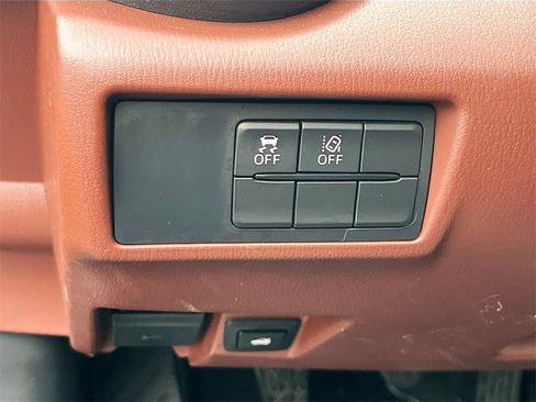 Used 2019 MAZDA MX-5 Miata RF Grand Touring image 9