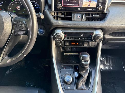 Used 2020 Toyota RAV4 XSE image 29