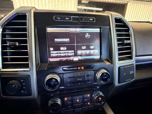 Used 2015 Ford F150 King Ranch w/ Equipment Group 601A Luxury AWD/4WD image 17