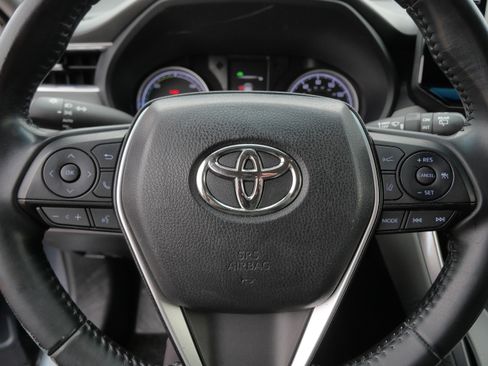 Certified 2021 Toyota Venza LE image 25