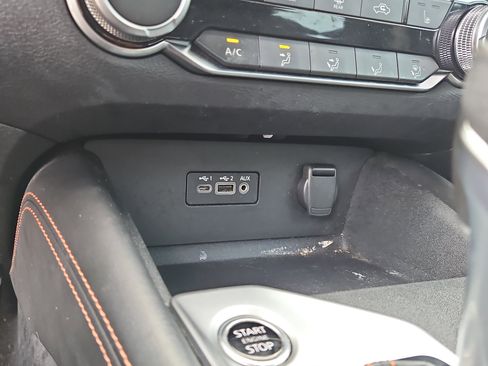 Used 2021 Nissan Altima 2.5 SR w/ SR Premium Package image 23