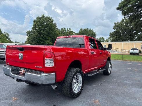 Used 2022 RAM 2500 Tradesman w/ Chrome Appearance Group AWD/4WD image 8