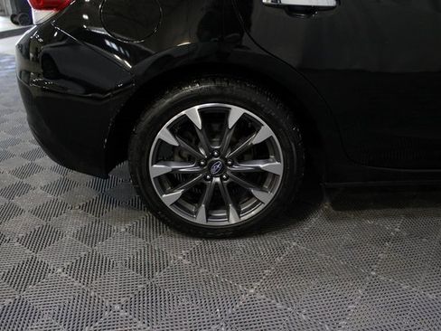 Used 2022 Subaru Impreza 2.0i Limited image 10