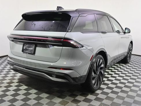 New 2026 Lincoln Nautilus Reserve w/ Jet Appearance Package AWD/4WD image 6