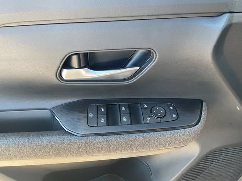 Certified 2026 Nissan Kicks SV FWD image 23