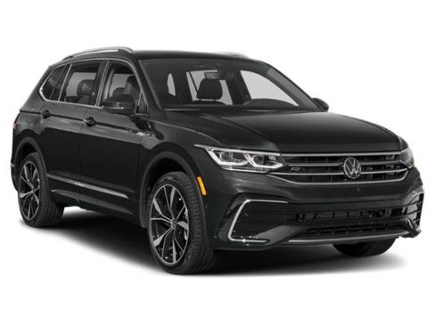 Used 2024 Volkswagen Tiguan SEL R-Line image 6