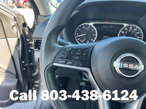 Used 2024 Nissan Sentra SV FWD image 18