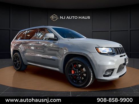 Used 2020 Jeep Grand Cherokee SRT AWD/4WD image 19