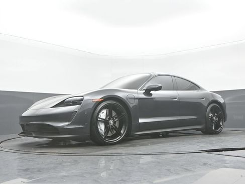 Used 2020 Porsche Taycan 4S AWD/4WD image 31