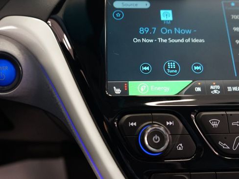 Used 2018 Chevrolet Bolt Premier w/ Driver Confidence II Package FWD image 39