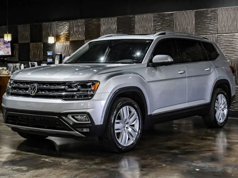 Used 2018 Volkswagen Atlas SEL Premium image 7