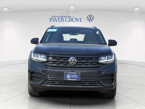 Certified 2023 Volkswagen Atlas Cross Sport SEL R-Line AWD/4WD image 2