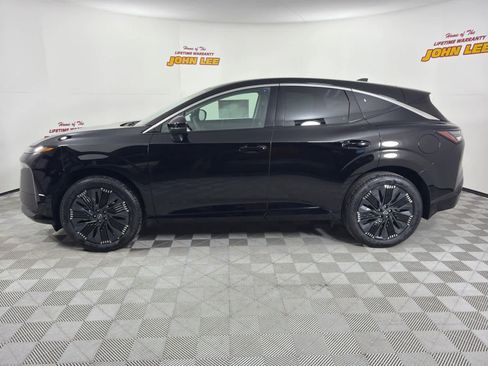 New 2026 Nissan Murano Platinum w/ Cargo Package image 2
