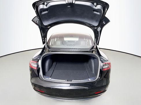 Used 2018 Tesla Model 3 RWD image 24