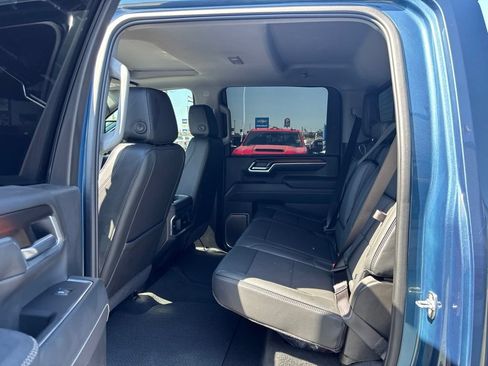 Used 2026 GMC Sierra 2500 Denali w/ Denali Reserve Package AWD/4WD image 6