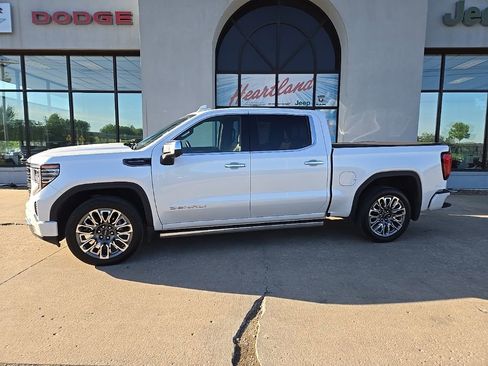 Used 2024 GMC Sierra 1500 Denali Ultimate AWD/4WD image 5