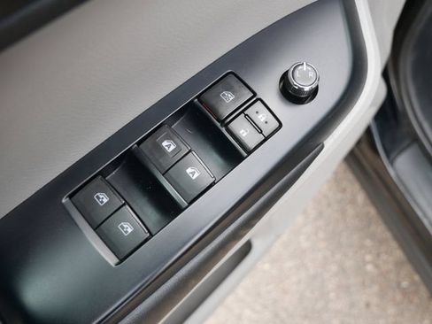 Used 2015 Toyota Highlander XLE AWD/4WD image 13