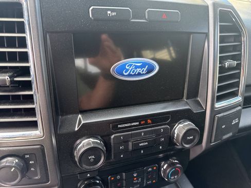 Used 2016 Ford F150 XLT w/ Equipment Group 302A Luxury AWD/4WD image 19